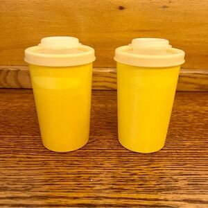 Vintage 4" Yellow 102-16 Tupperware Salt /Pepper / Spice Shakers Set Of 2